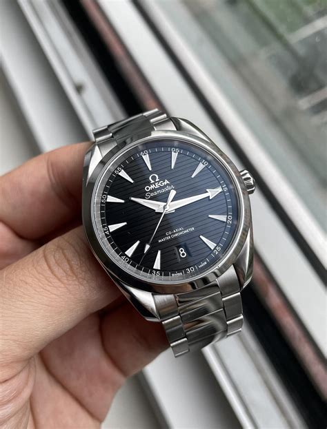 omega aqua terra 38mm black.